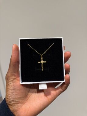 Gold Cross Pendant Necklace - Women Jewelry